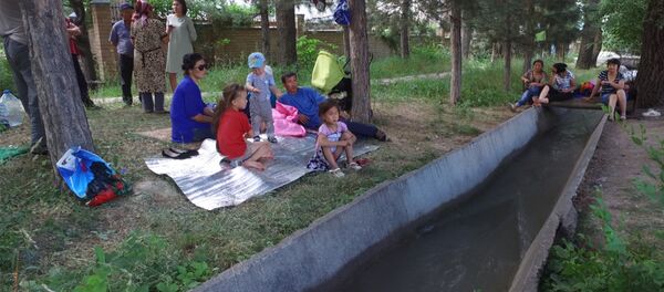 Бишкектин Ленин районунда 100дөй адам көчөдө калды. Бийлик себебин түшүндүрүп берди - Sputnik Кыргызстан