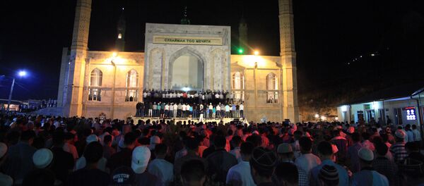 Кадыр тун (Ночь предопределения) в Оше - Sputnik Кыргызстан