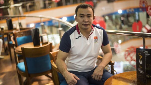 Серебряный призер Олимпийских игр в Пекине Канатбек Бегалиев - Sputnik Кыргызстан