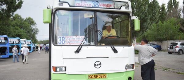 Ремонт столичных автобусов мэрией Бишкека - Sputnik Кыргызстан