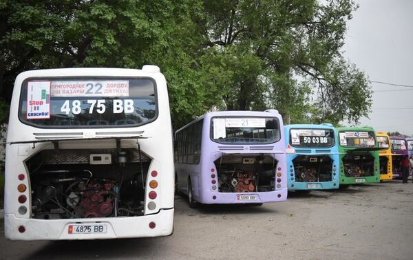 Для их восстановления за счет средств городского бюджета было приобретено 30 двигателей марки Ясинь китайского производства с навесными запчастями и один двигатель для автобуса марки Лиаз - Sputnik Кыргызстан
