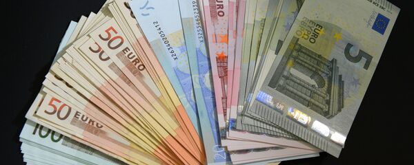 Денежные купюры - Sputnik Кыргызстан