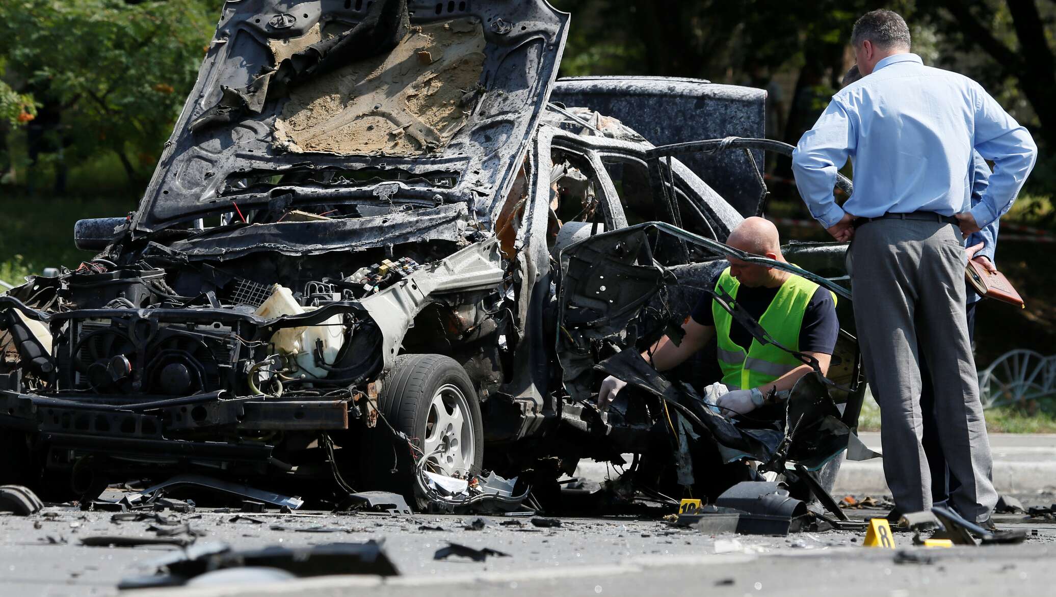 В центре Киева взорвалось авто — момент происшествия сняли на видео