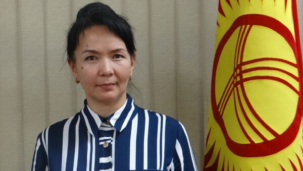 Билим берүү жана илим министрлигинин жетектөөчү адиси Гүлшан Абдылдаева - Sputnik Кыргызстан