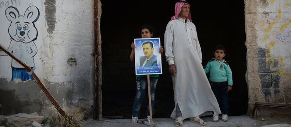 Раздача российской гуманитарной помощи населению Сирии - Sputnik Кыргызстан