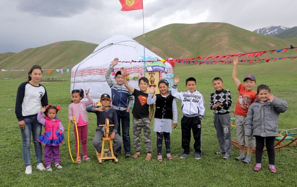Балдардын курактык өзгөчөлүгү дагы эске алынып окумуштуулар кеңеши менен биргеликте атайын программа иштелип чыккан - Sputnik Кыргызстан