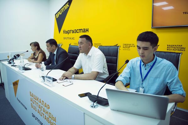 Пресс-конференция Вырубка деревьев в Бишкеке — позиция мэрии - Sputnik Кыргызстан