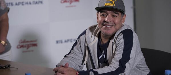 Визит легендарного футболиста Диего Марадоны в Москву - Sputnik Кыргызстан