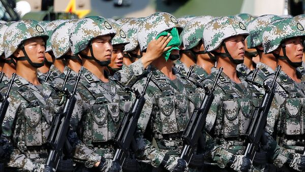 Солдаты Гонконгского гарнизона Народно-освободительной армии Китая - Sputnik Кыргызстан
