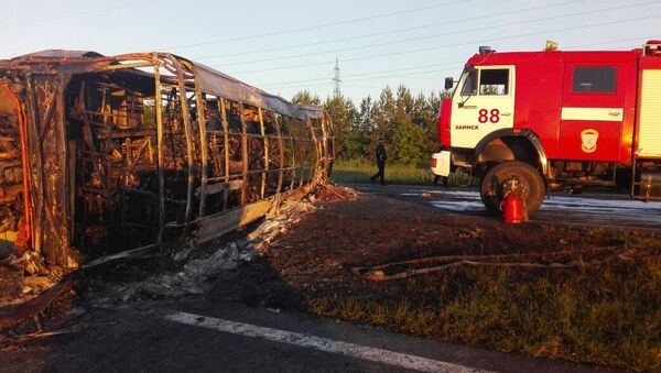 Столкновение пассажирского автобуса и грузового автомобиля в Татарстане - Sputnik Кыргызстан