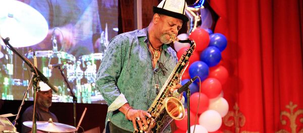 Бесплатный концерт американской блюз-группы Mem Shannon and the Membership Band в Оше - Sputnik Кыргызстан