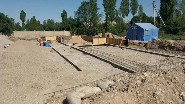 Строительство реабилитационного центра для детей с синдромом Дауна и аутизмом в Таласе - Sputnik Кыргызстан