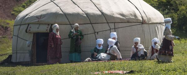 Фестиваль кочевников в ущелье Чункурчак Фестиваль кочевников в ущелье Чункурчак - Sputnik Кыргызстан
