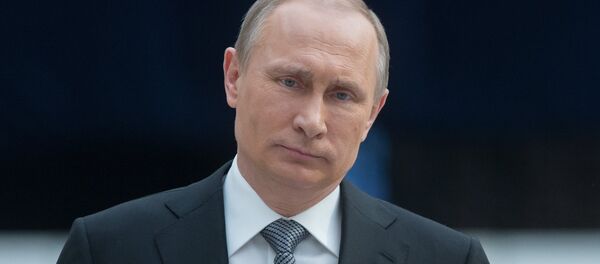 Архивное фото президента России Владимира Путина Архивное фото президента России Владимира Путина - Sputnik Кыргызстан
