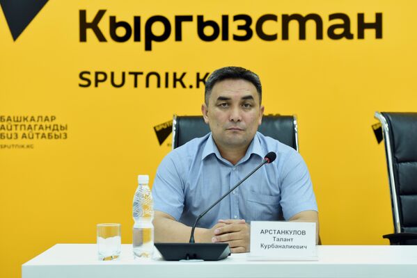 Начальник одного из отделов Министерства здравоохранения Талант Арстанкулов - Sputnik Кыргызстан