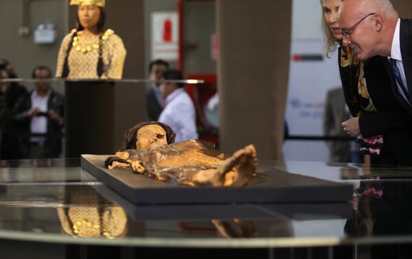 Ученым в Перу с помощью 3D-печати удалось восстановить лицо древней женщины, которая, предположительно, была могущественным политическим или религиозным лидером - Sputnik Кыргызстан