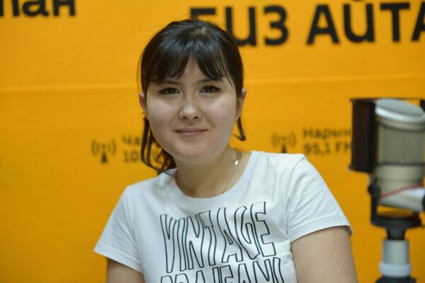 Почему бишкекчане сметают с прилавков туалетную бумагу — психолог о панике - Sputnik Кыргызстан