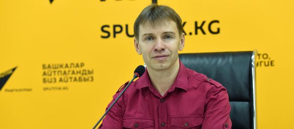 Бишкекский астролог, член международной ассоциации INTAGIO Андрей Рязанцев. Архивное фото Бишкекский астролог, член международной ассоциации INTAGIO Андрей Рязанцев. Архивное фото - Sputnik Кыргызстан
