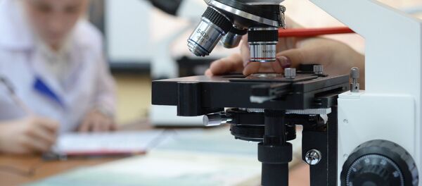 Микроскоп. Архивное фото Микроскоп. Архивное фото - Sputnik Кыргызстан