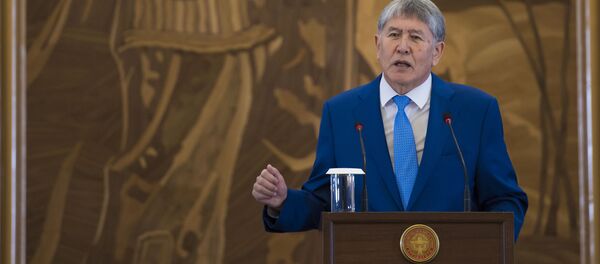 Архивное фото президента Кыргызстана Алмазбека Атамбаева - Sputnik Кыргызстан