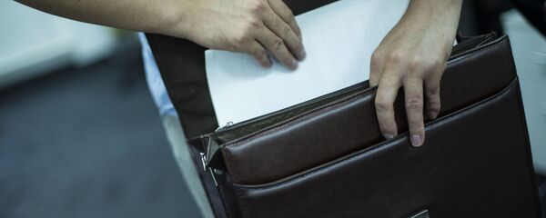 Назначение и увольнение чиновников - Sputnik Кыргызстан