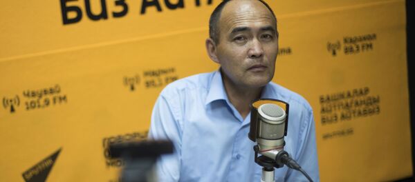 Подполковник милиции, верификатор Арсланбек Камчыбеков - Sputnik Кыргызстан