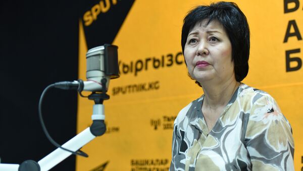 Основательница курсов кыргызского языка Гульмира Дюшеева - Sputnik Кыргызстан