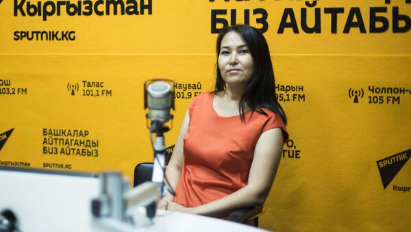 Специалист по коммуникациям Министерства сельского хозяйства и мелиорации КР Ирена Байтанаева во время интервью Sputnik Кыргызстан - Sputnik Кыргызстан