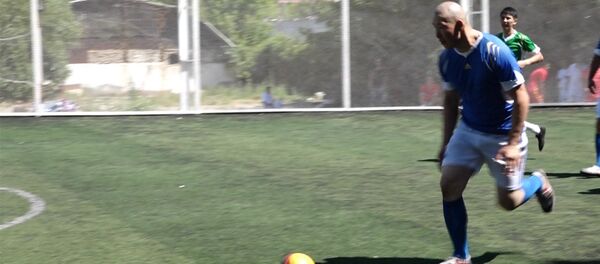 Заключенные ИК–47 сыграли в мини-футбол в честь Дня Манделы - Sputnik Кыргызстан