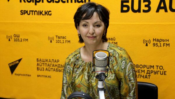 Международный менеджер программного офиса Управления по наркотикам и преступности ООН Вера Ткаченко во время интервью Sputnik Кыргызстан - Sputnik Кыргызстан