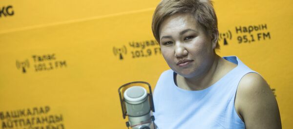 Эксперт отдела по регулятивной реформе проекта правительства Системный анализ регулирования Зарема Аскарова во время интервью Sputnik Кыргызстан Эксперт отдела по регулятивной реформе проекта правительства Системный анализ регулирования Зарема Аскарова во время интервью Sputnik Кыргызстан - Sputnik Кыргызстан