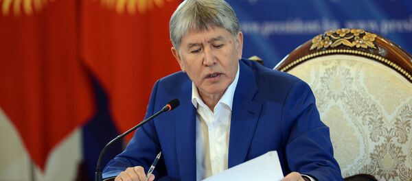 Летняя пресс-конференция Алмазбека Атамбаева в Чолпон-Ате - Sputnik Кыргызстан