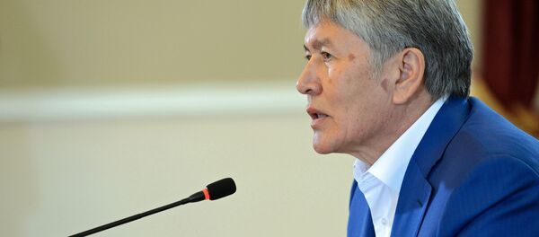 Летняя пресс-конференция Алмазбека Атамбаева в Чолпон-Ате - Sputnik Кыргызстан