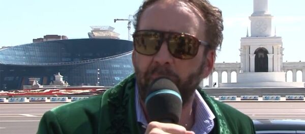 Николас Кейдж в чапане обратился к казахстанцам Николас Кейдж в чапане обратился к казахстанцам - Sputnik Кыргызстан