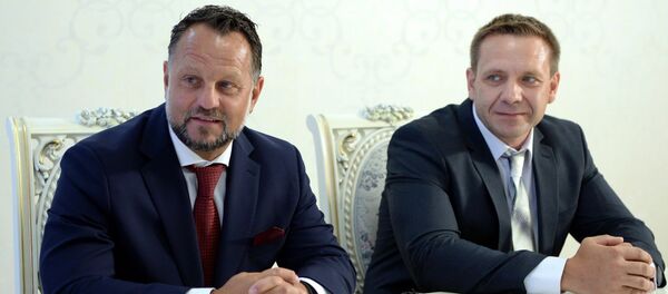 Подписаны соглашения о строительстве и вводу в эксплуатацию Верхне-Нарынского каскада ГЭС - Sputnik Кыргызстан