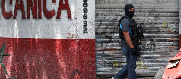 Мексиканын полиция кызматкери. Архив - Sputnik Кыргызстан