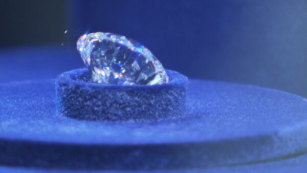 Самый чистый и дорогой бриллиант в истории ювелирного дела в России - Sputnik Кыргызстан