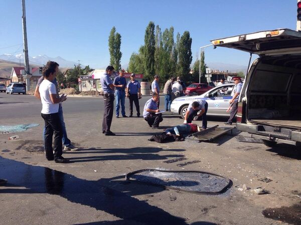 ДТП в столичном жилмассиве Арча Бешик - Sputnik Кыргызстан