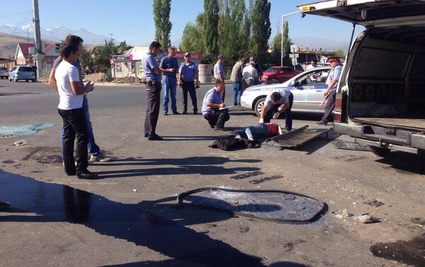 ДТП произошло в центре жилмассива во вторник, 8 августа, примерно в 09.40 - Sputnik Кыргызстан
