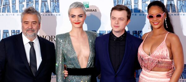 Премьера фильма Валериан и город тысячи планет в Сен-Дени - Sputnik Кыргызстан