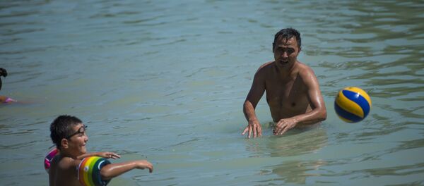 Озера на территории Карагачевой рощи - Sputnik Кыргызстан