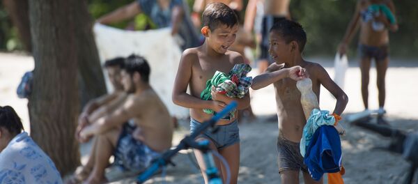 Озера на территории Карагачевой рощи - Sputnik Кыргызстан