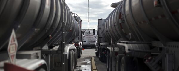 Цистерны. Архивное фото - Sputnik Кыргызстан