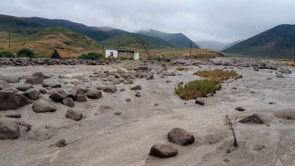 Последствия ливневых дождей в Ысык-Ате - Sputnik Кыргызстан