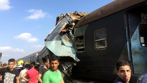 Столкновение поездов в Египте - Sputnik Кыргызстан