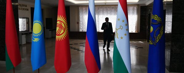 Заседание совета министров иностранных дел ОДКБ в Минске Заседание совета министров иностранных дел ОДКБ в Минске - Sputnik Кыргызстан