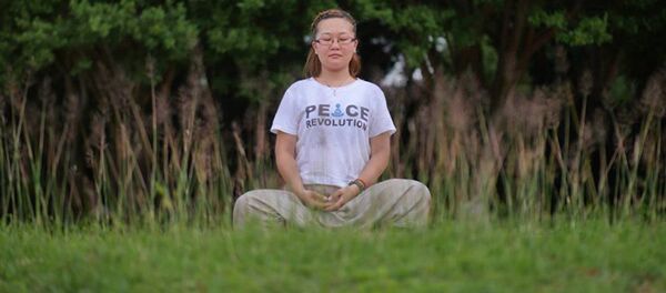 Таиландда эмгектенген кыргызстандык Чолпон Жунусова Таиландда эмгектенген кыргызстандык Чолпон Жунусова - Sputnik Кыргызстан