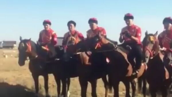 Эч кимге моюн бербегиле! Кыргыз улакчыларын шыктандырган видео - Sputnik Кыргызстан