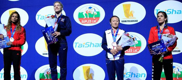 Кыргызстанский борец Айсулуу Тыныбекова - Sputnik Кыргызстан