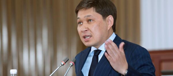 Премьер-министр Сапар Исаковдун архивдик сүрөтү - Sputnik Кыргызстан